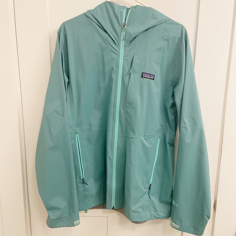 Patagonia women’s stretch rain shadow jacket